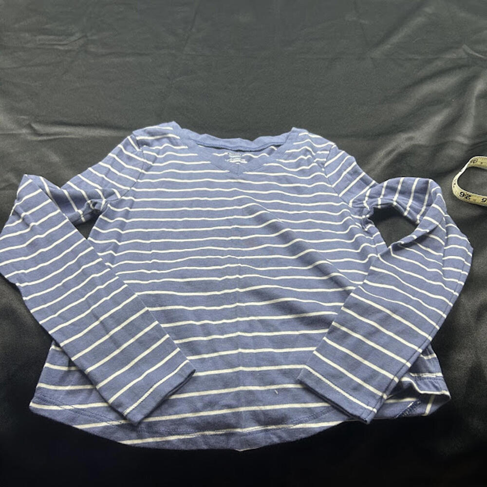 Old Navy GIRLS Light Blue & White Striped Long Sleeve V-Neck Shirt Size S / 6-7Y